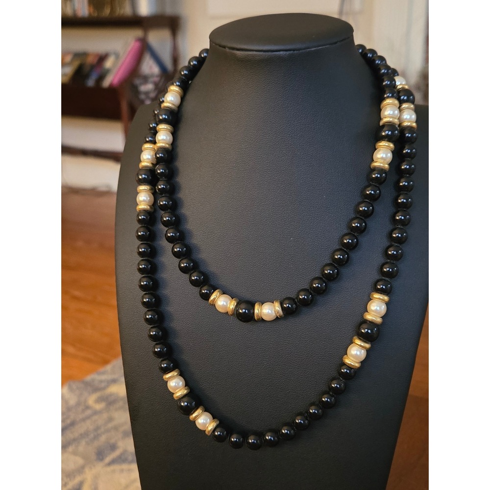 Napier Faux Pearl & Black Beaded Necklace Goldtone Vintage 30" Long